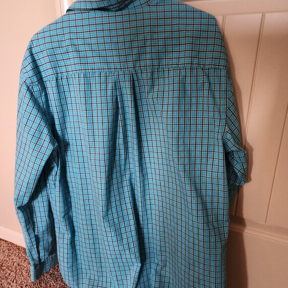 Men's dress shirt - Picture 2 of 3